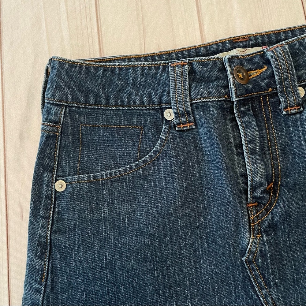 y2k Levi’s Denim Jean Skirt Size 8 Raw Edge Frayed Hem Asymmetrical Stitching - Picture 3 of 16